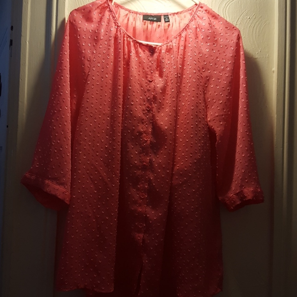 Peach top with detachable camisole